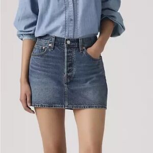 NWOT Levi's Indigo Denim Mini Skirt